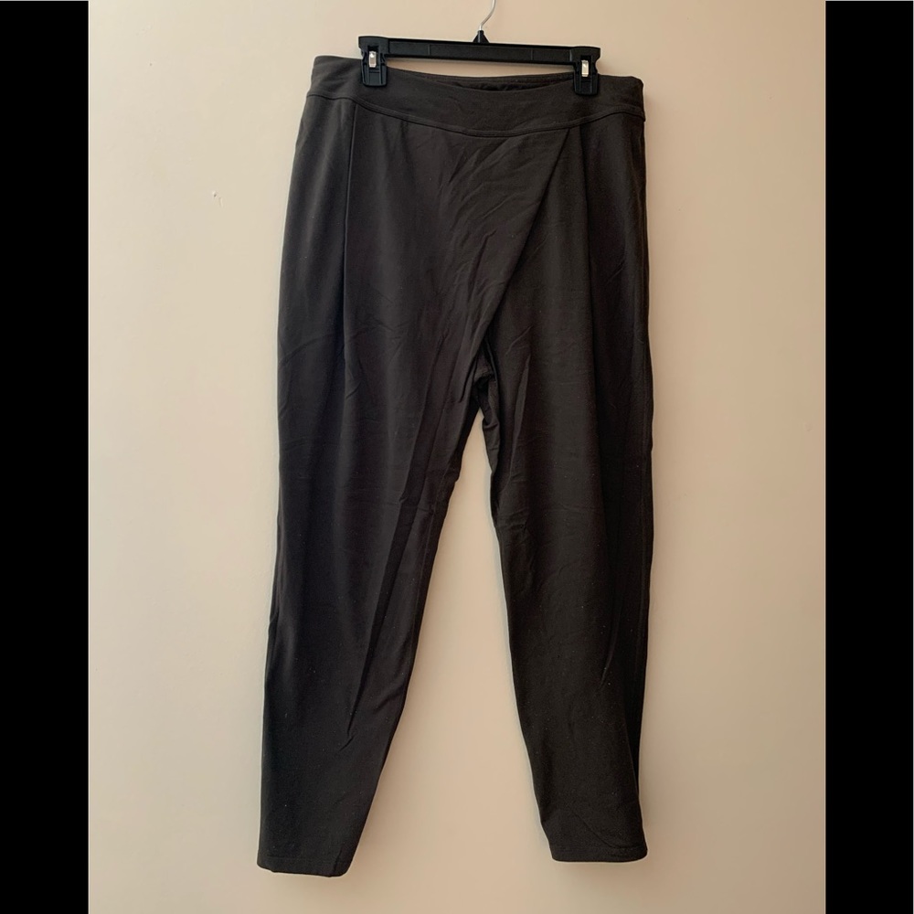 Lululemon studio joggers